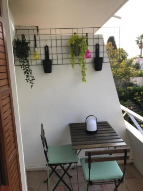 Design studio terrace and beach LIVE IN MARLYNE